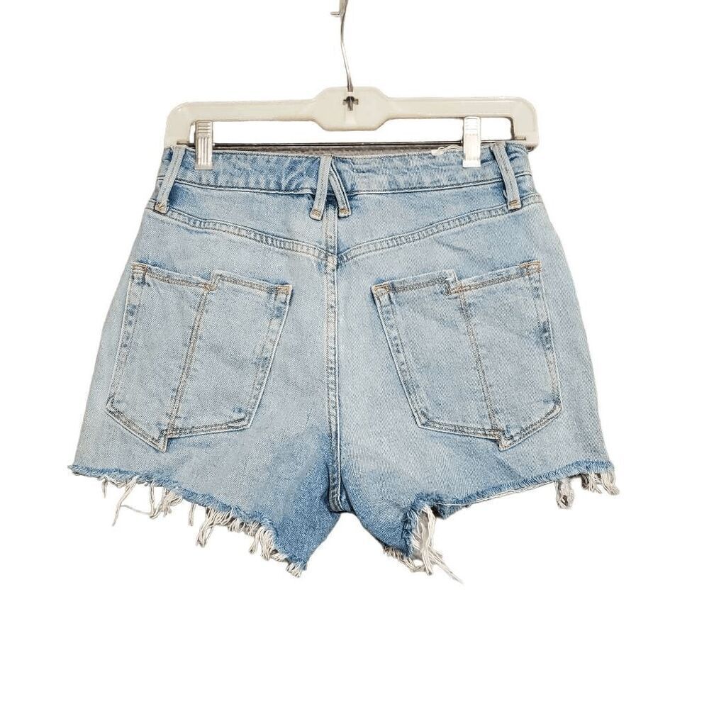 Good American Women's Split Back Pockets Destressed Bombshell Short 4/27 - Picture 2 of 8